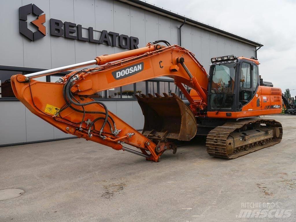 Doosan DX 255 LC-3 Bagri goseničarji