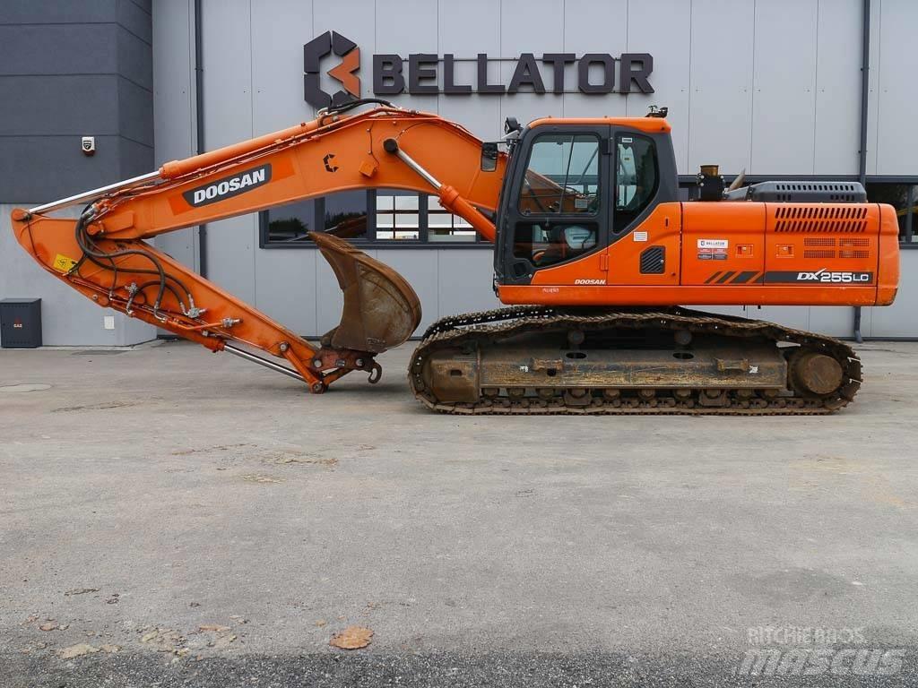 Doosan DX 255 LC-3 Bagri goseničarji