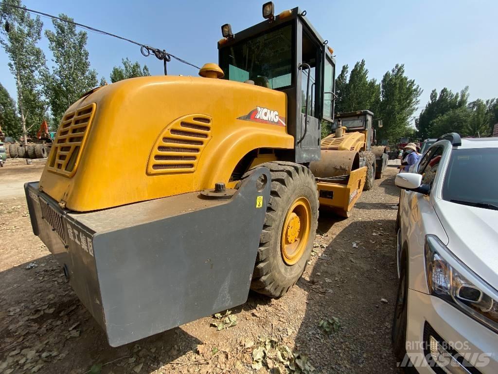 XCMG XSM220 Enojni valjarji