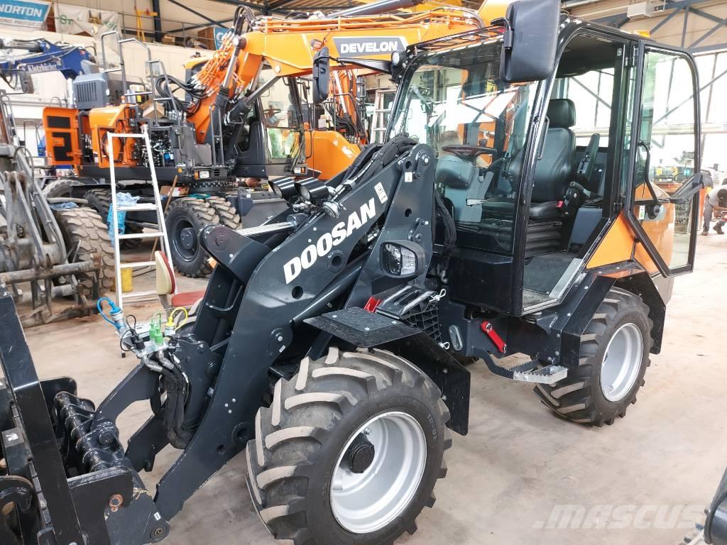 Develon DL 60-7 Kolesni nakladalci