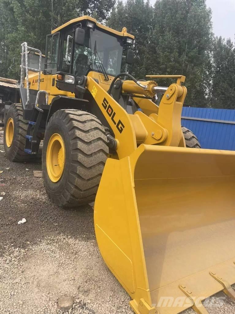 SDLG LG 956 F Kolesni nakladalci
