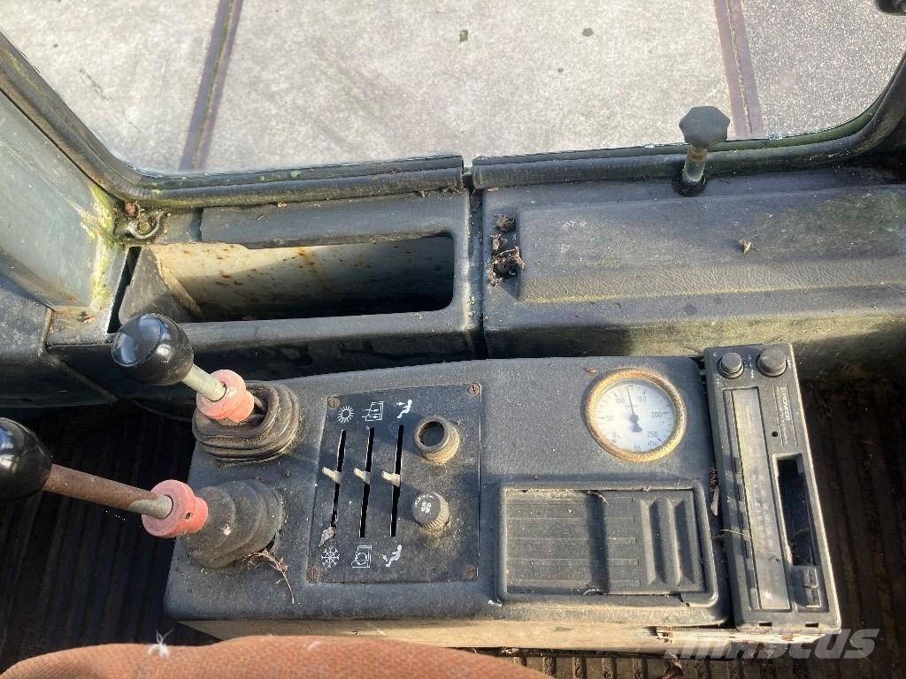 O&K L 6 shovel Kolesni nakladalci