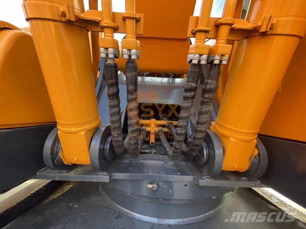 Hyundai 220-9 Bagri goseničarji