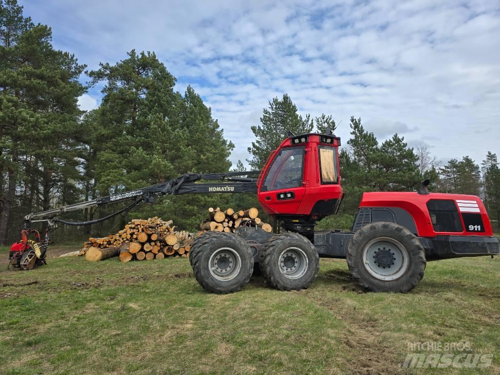 Komatsu 911.6 Harvesterji