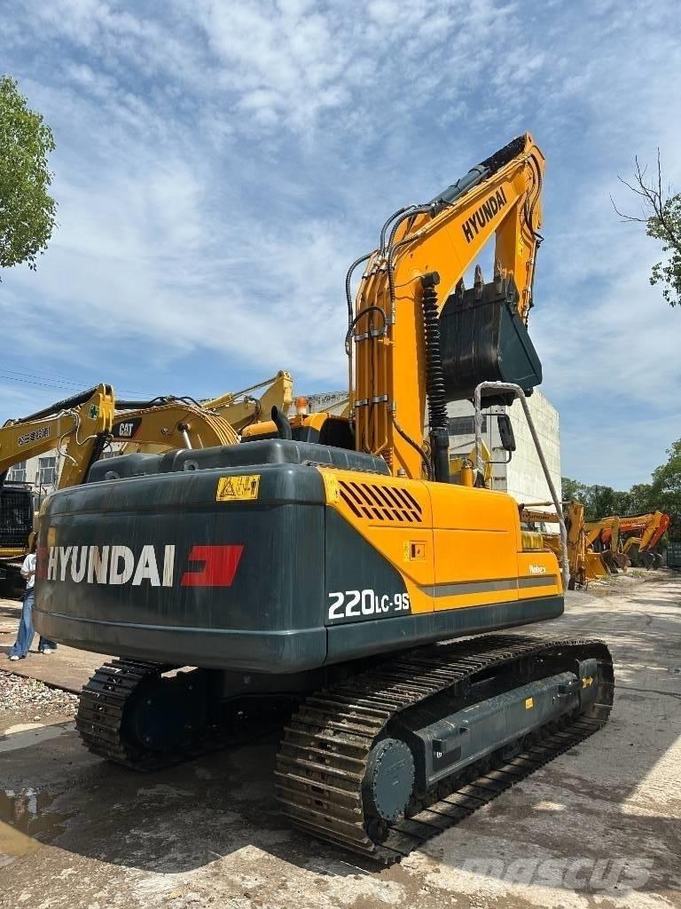 Hyundai 220LC-9S Bagri goseničarji