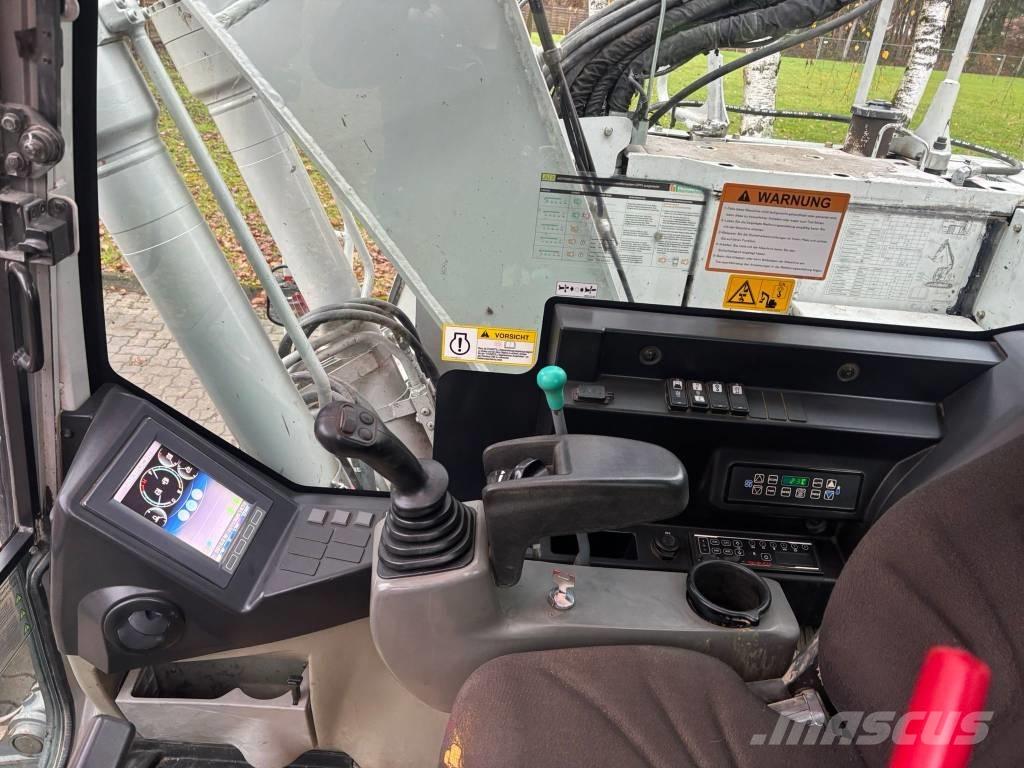 Takeuchi TB 2150 R Bagri goseničarji