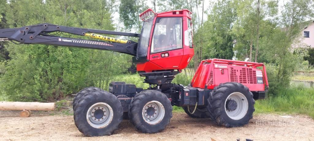 Komatsu 931 Harvesterji