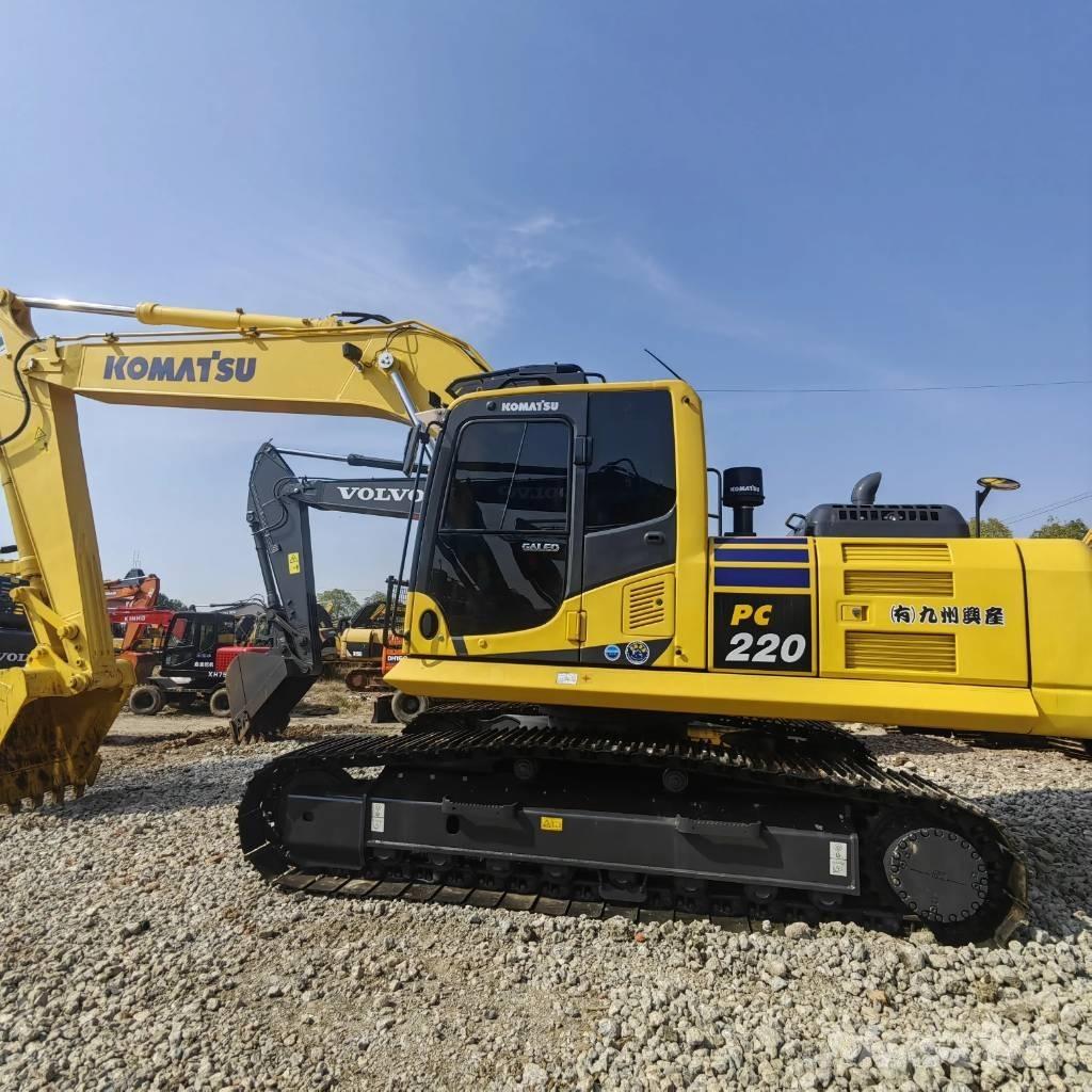 Komatsu PC 220-8 Bagri goseničarji