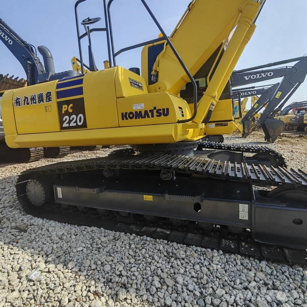 Komatsu PC 220-8 Bagri goseničarji