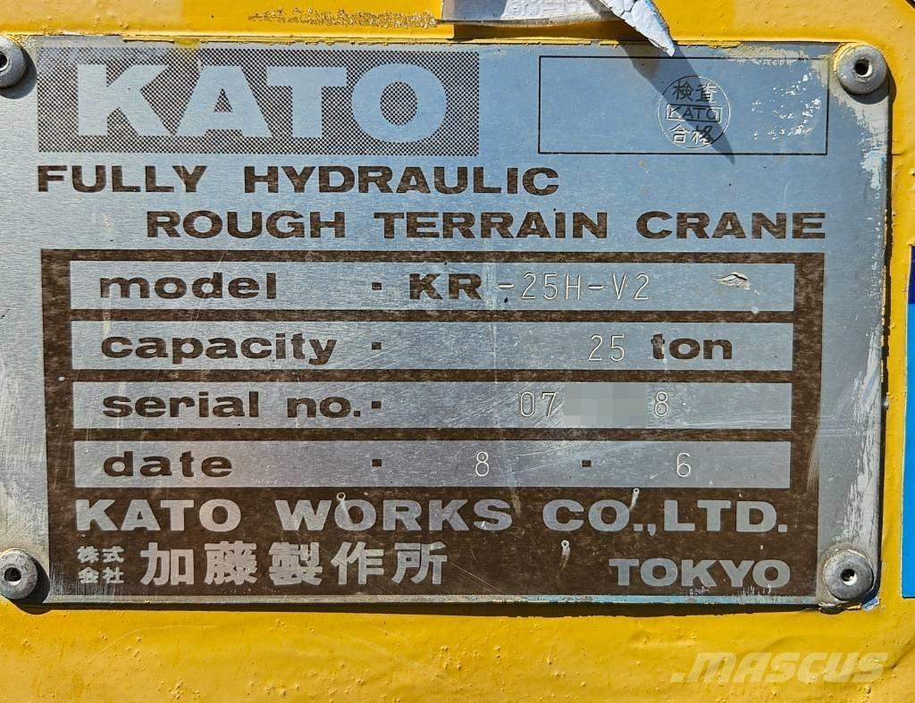 Kato KR 25 H V-2 Avtodvigala