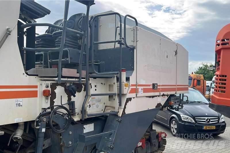 Wirtgen W210 Drugi tovornjaki