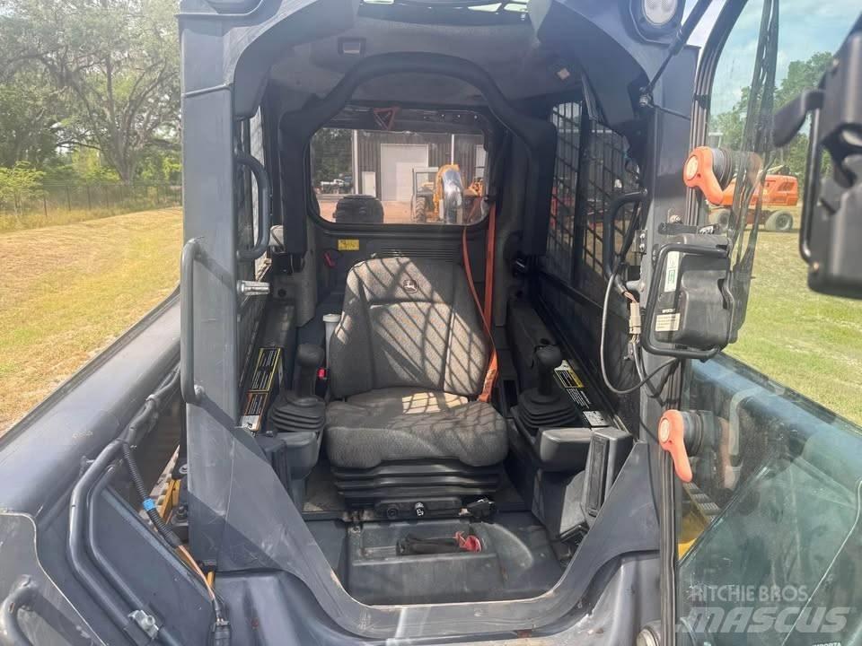 John Deere 325G Skid steer mini nakladalci