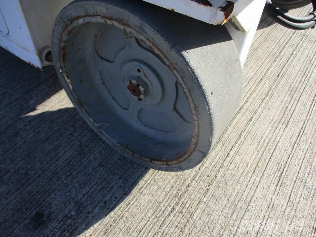 Genie GS 2046 (163) Škarjaste dvižne ploščadi