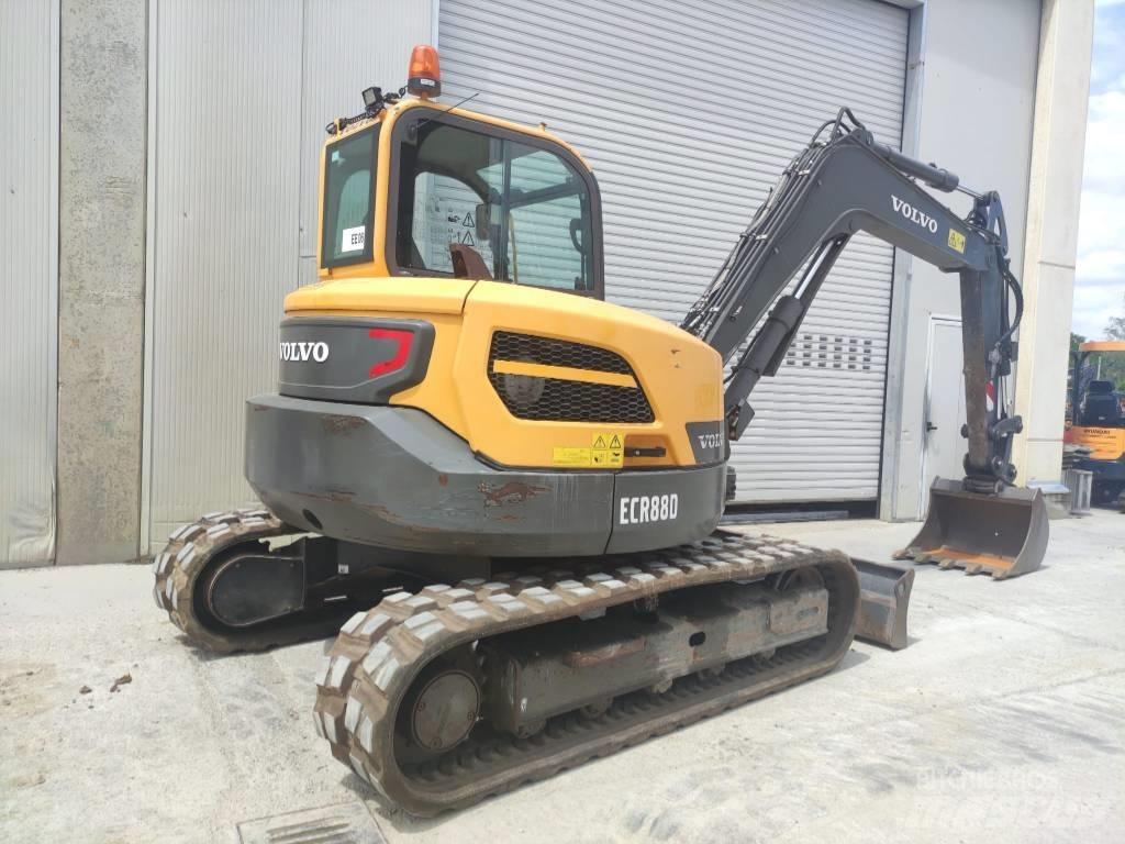 Volvo ECR 88 D Midi bagri 7t – 12t