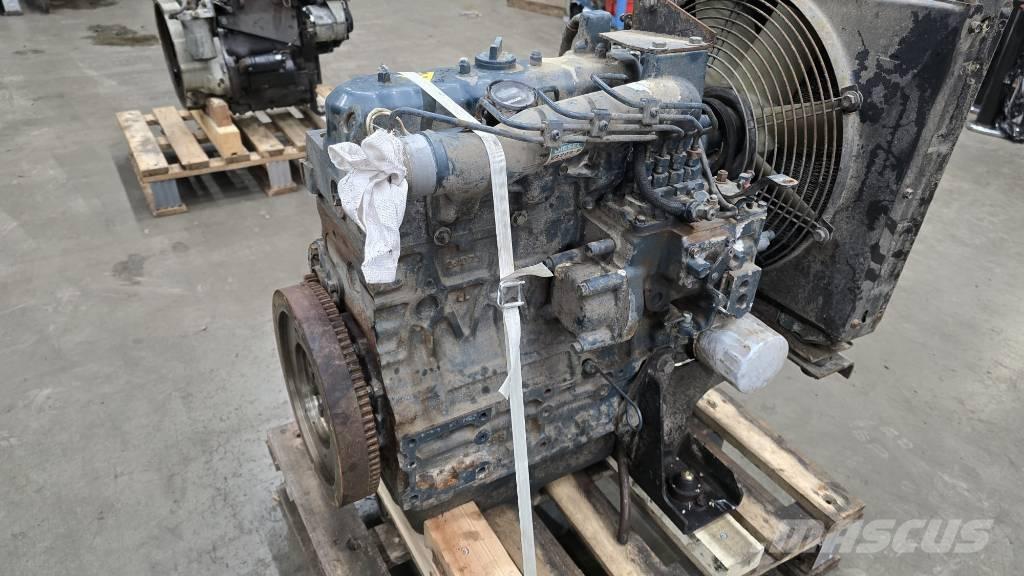 Kubota V 2203 E Motorji