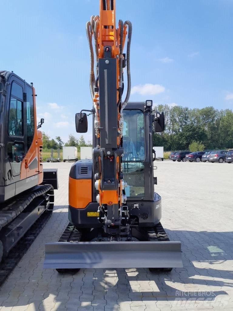 Doosan DX 27 Z-7 Mini bagri <7t