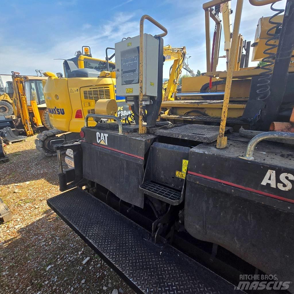 CAT AP600 Asfaltni finišerji