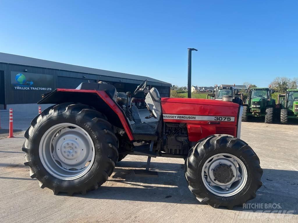 Massey Ferguson 3075 Traktorji