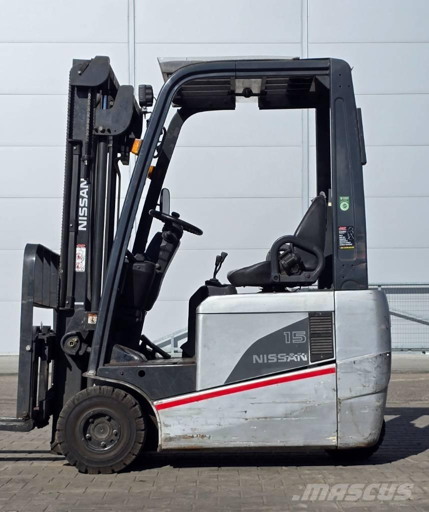 Nissan 1N1L 15Q Električni viličarji