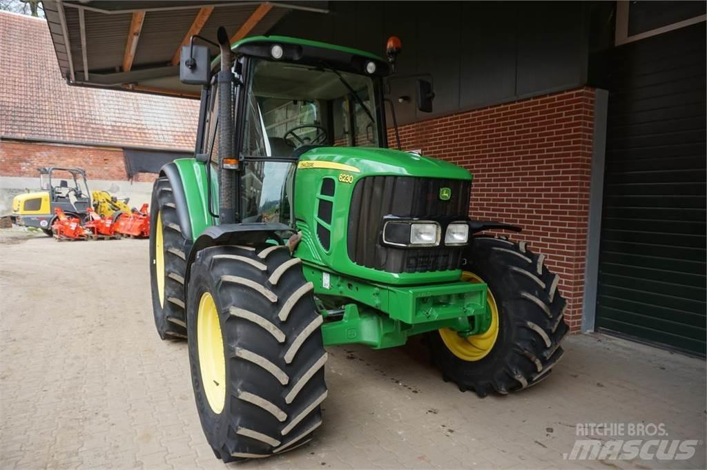 John Deere 6230 Traktorji