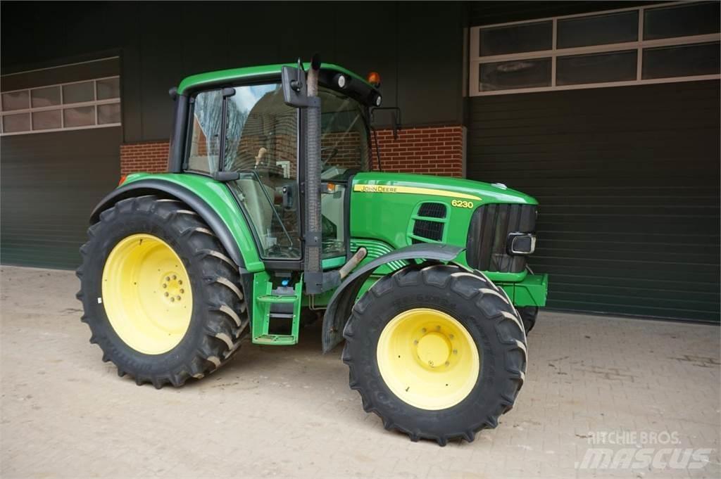 John Deere 6230 Traktorji
