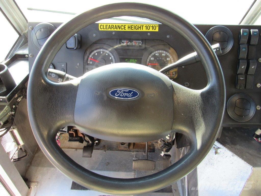 Ford E-450 Tovornjaki zabojniki