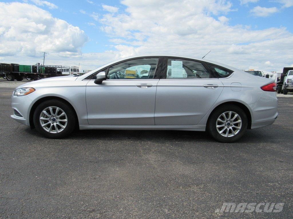 Ford Fusion Avtomobili