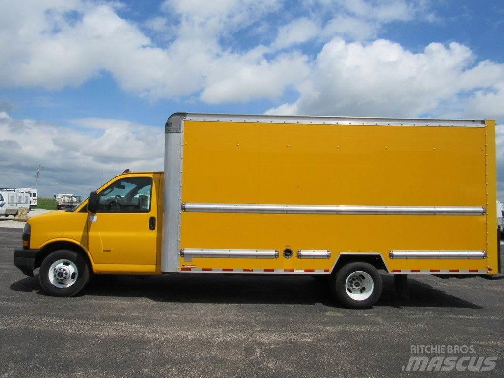 GMC Savana 3500 Tovornjaki zabojniki