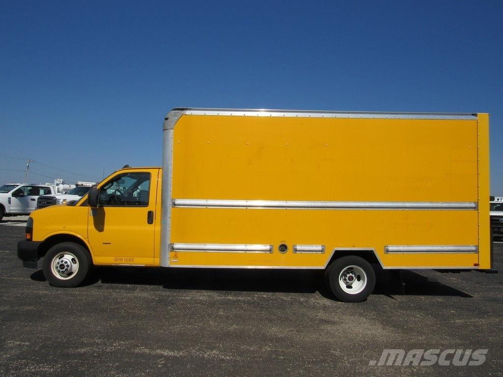GMC Savana 3500 Tovornjaki zabojniki