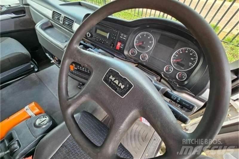 MAN 33 SERIES Drugi tovornjaki