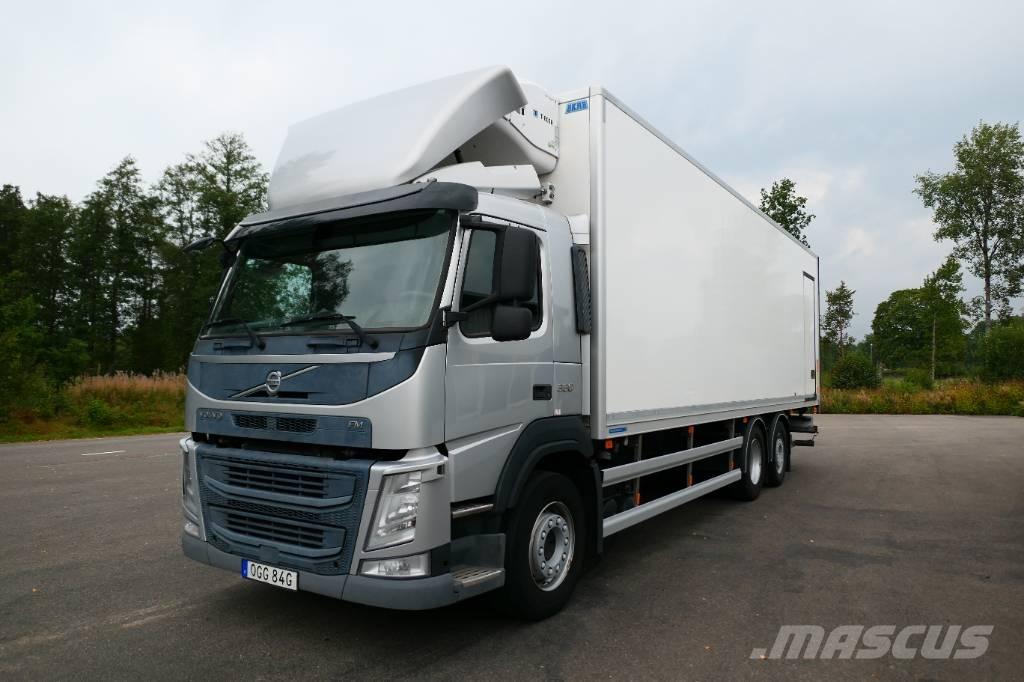 Volvo FM 330 6x2*4 Tovornjaki hladilniki