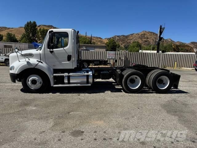 Freightliner M 112 Tovornjaki-šasije