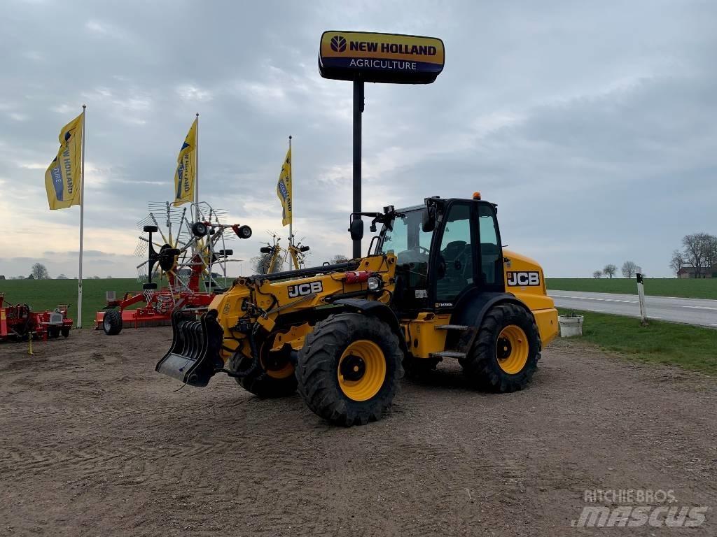 JCB TM 320 S Kmetijski teleskopski nakladalci