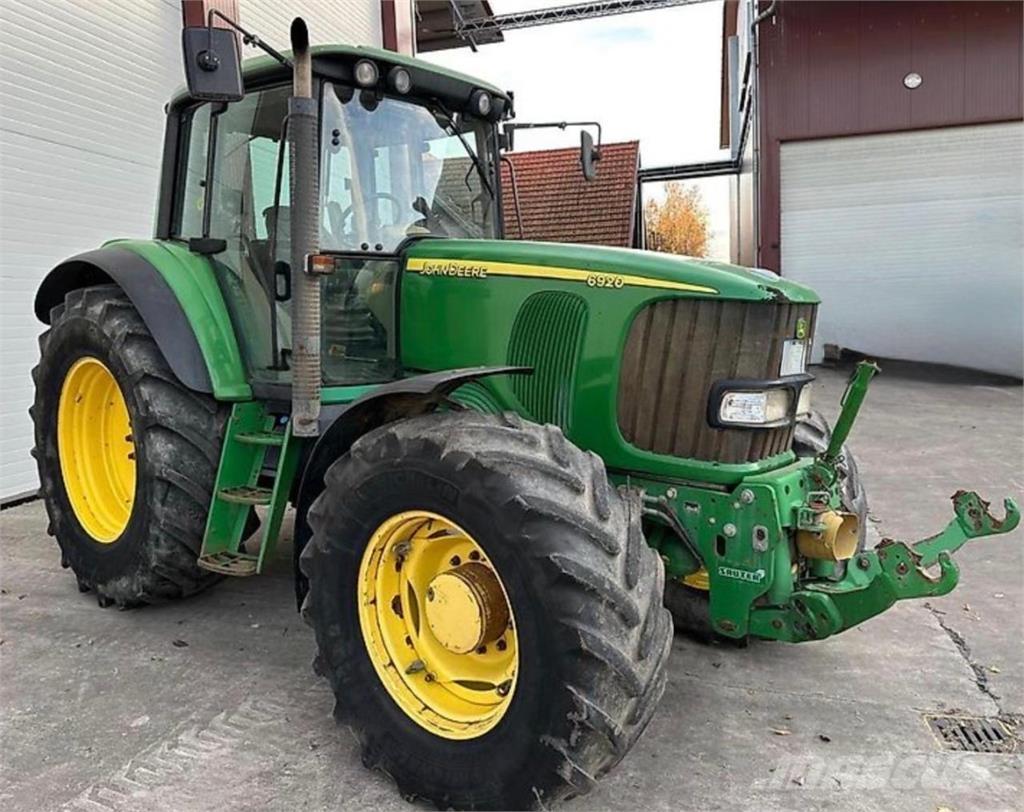 John Deere 6920 Traktorji