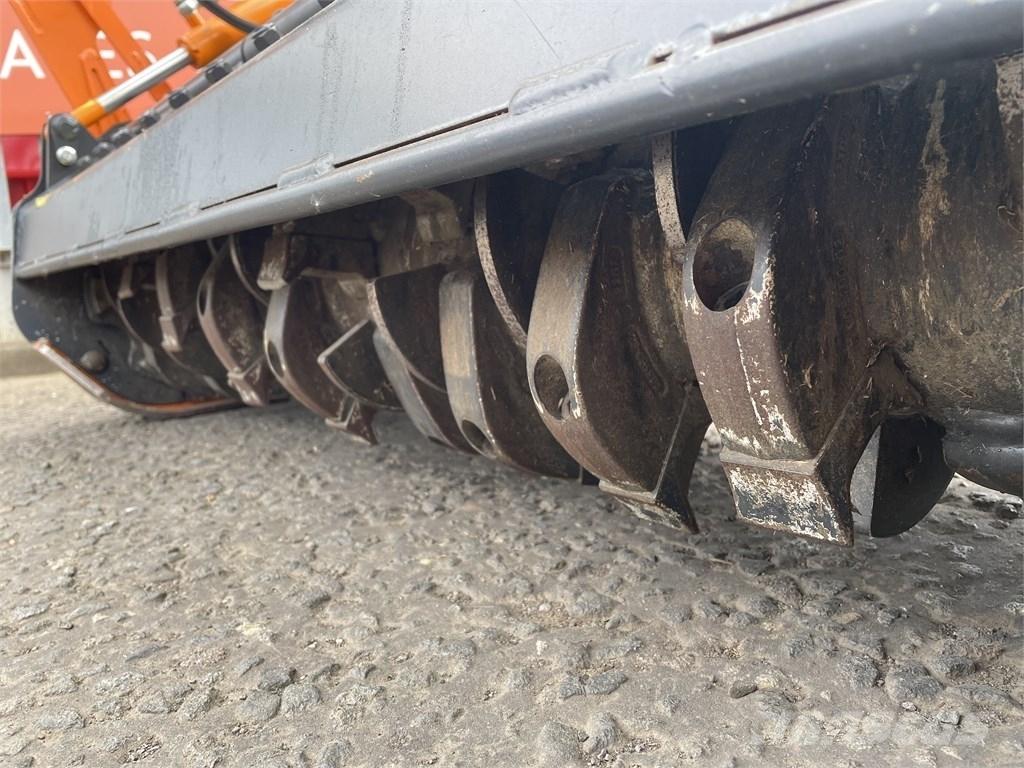 TMC Cancela TLE-125 Gozdarski mulčerji
