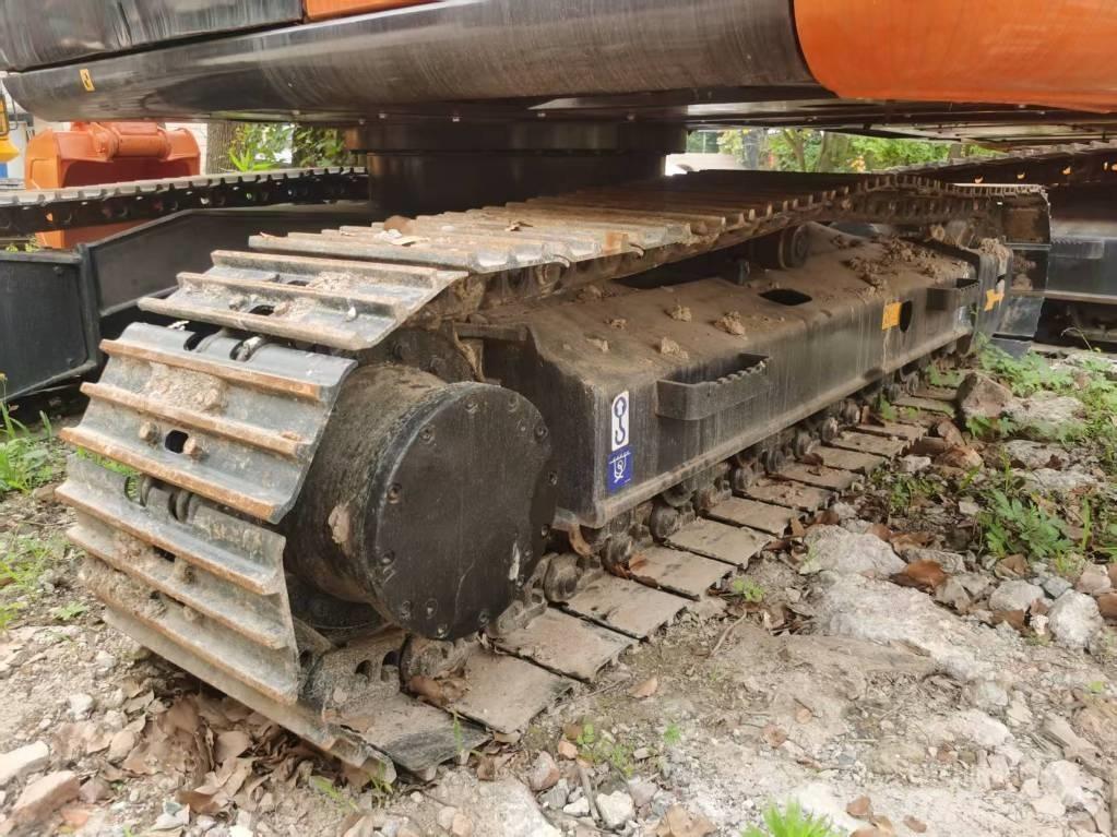 Hitachi ZX 120 Bagri goseničarji