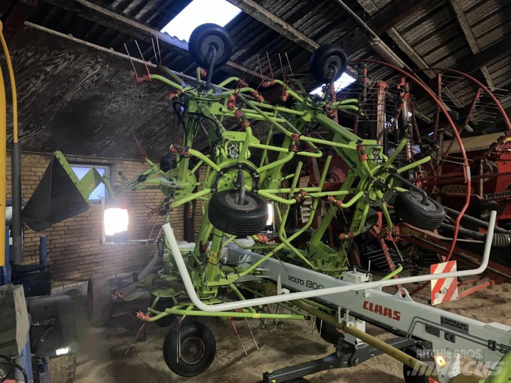 CLAAS VOLTO 1300 T Obračalniki in zgrabljalniki