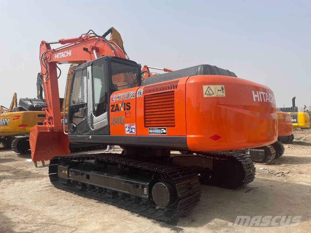 Hitachi ZX 240 Bagri goseničarji