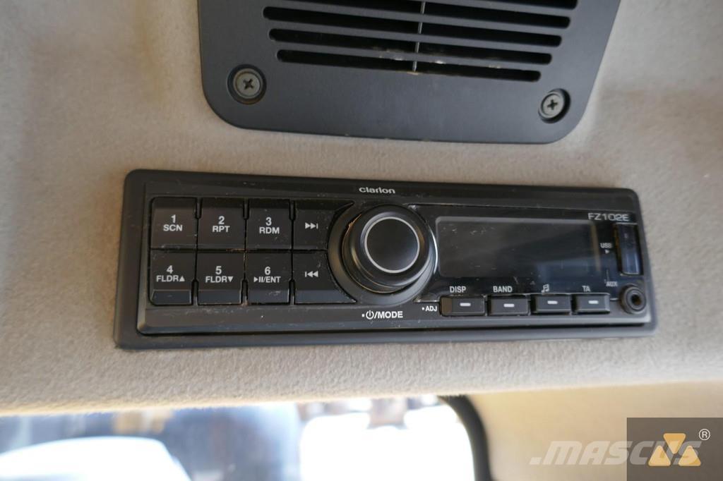 CAT 320FL Bagri goseničarji