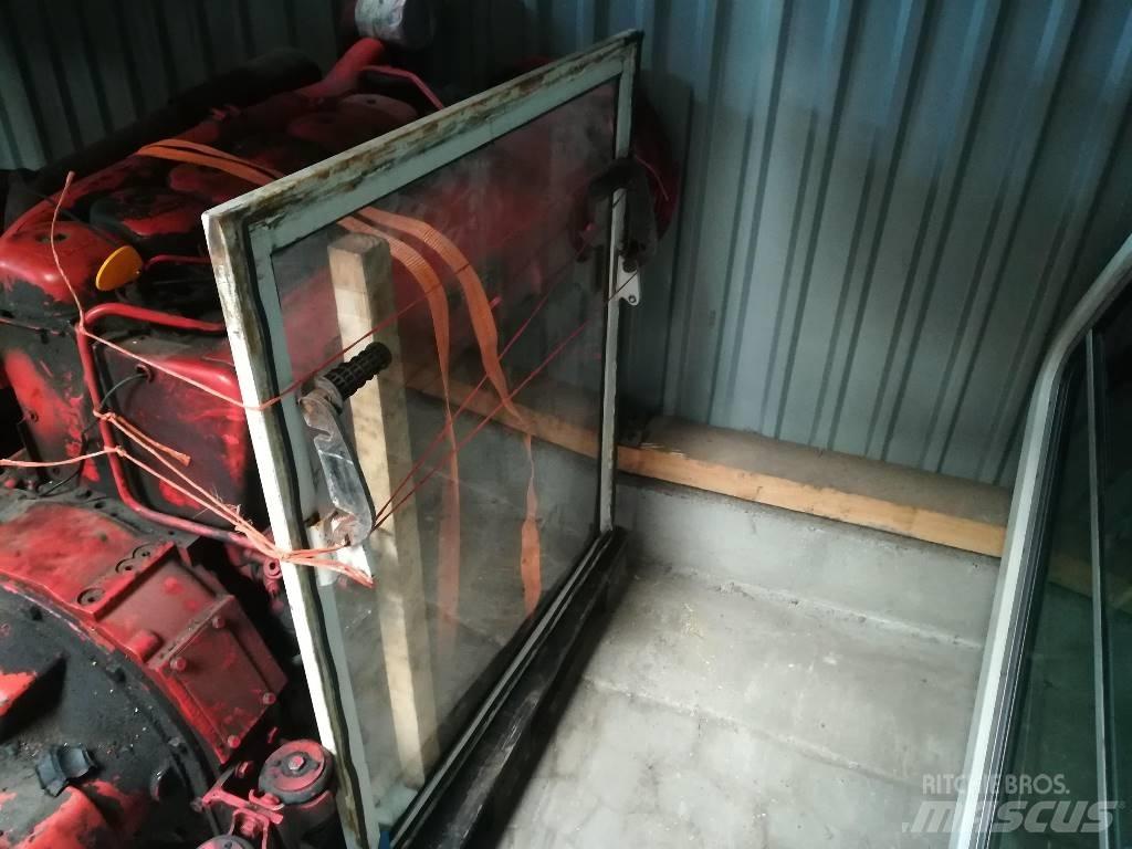 O&K RH 6 Kabine in notranjost