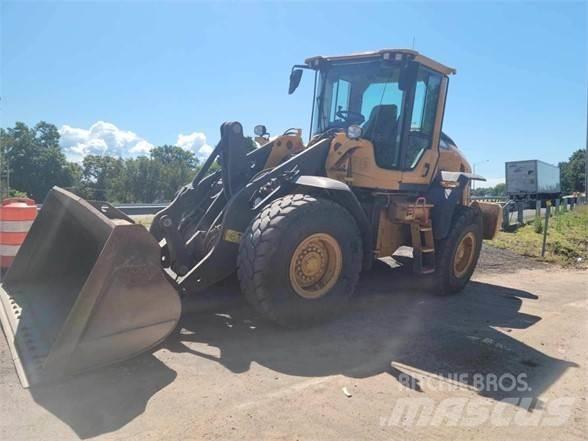 Volvo L70H Kolesni nakladalci