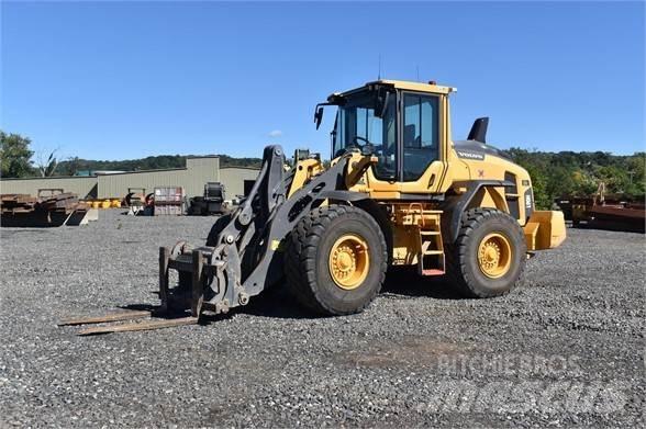 Volvo L90H Kolesni nakladalci