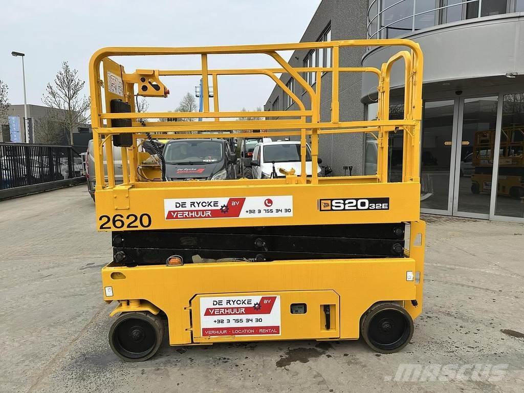 JCB S2032E Druga dvigala in dvižne ploščadi