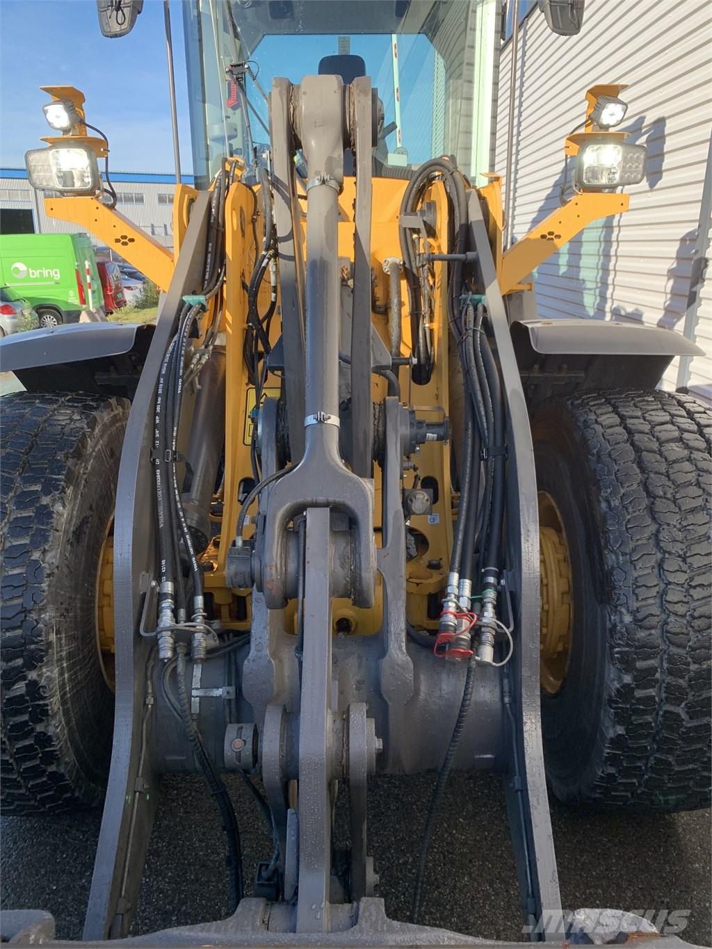 Volvo L90H Kolesni nakladalci