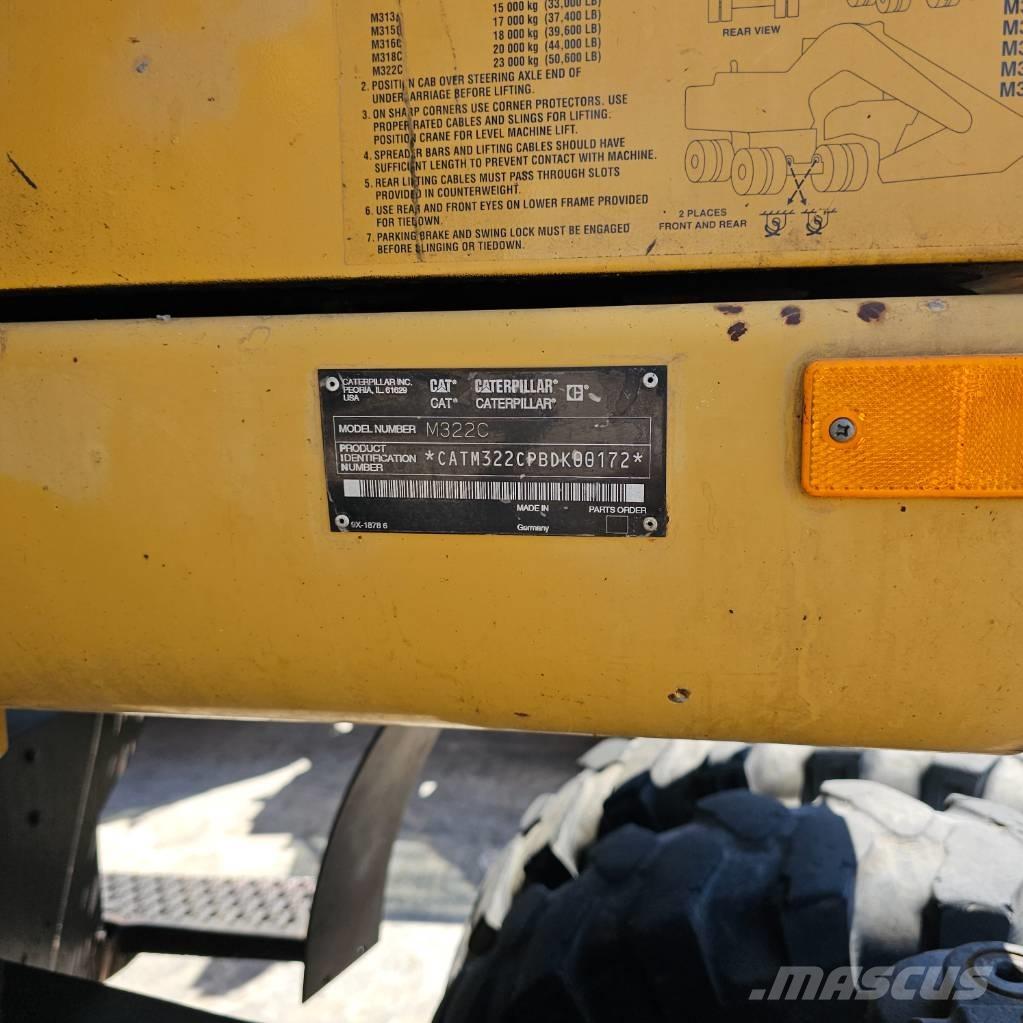CAT 322 C Bagri na kolesih