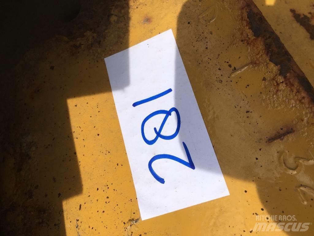 CAT D 6 N LGP Buldožerji goseničarji