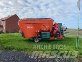 Kuhn Typ 2070 Mešalne hranilnice