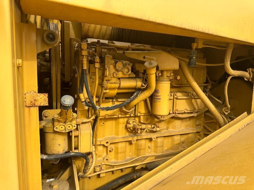 CAT 950GC Kolesni nakladalci