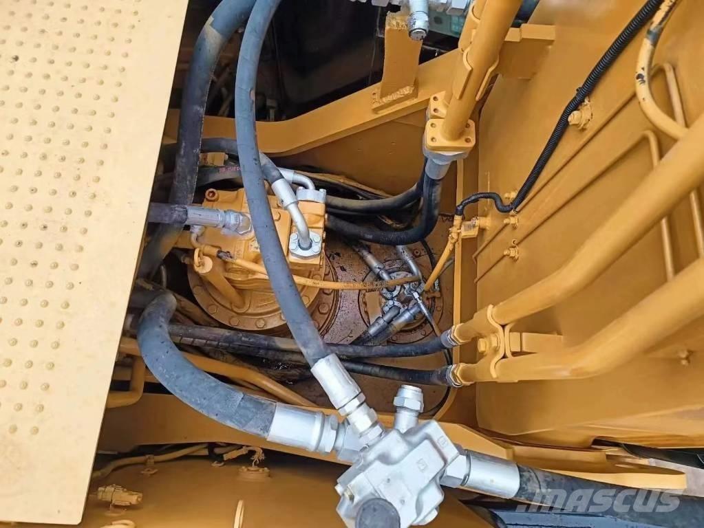 CAT 330 D Bagri goseničarji