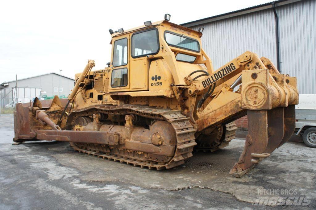 Komatsu D155A-1 Buldožerji